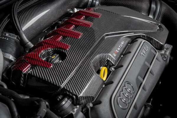 Capac motor fibra carbon Audi RS3 EVENTURI Project 85 Automotive