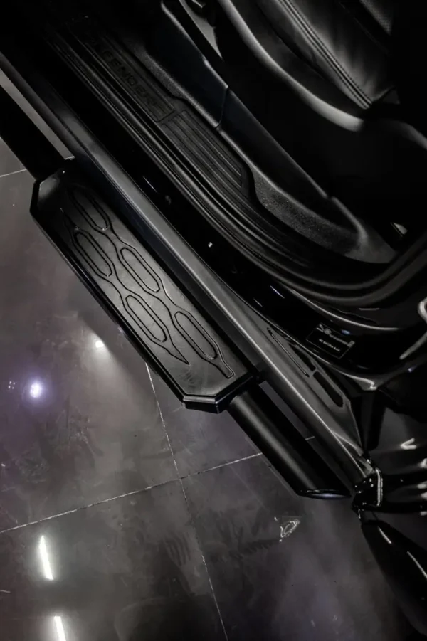 Praguri Hex Finish Land Rover Defender 90 L663 URBAN